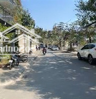 Bán Nhà Cũ 3 Tầng Tại Khu Vực Bồ Đề Long Biên. Chỉ Với 15,2 Tỷ Với 52M Mặt Sàn.