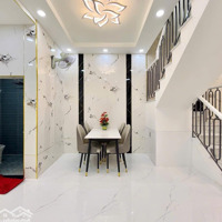 Bán Nhàhẽm Xe Hơilếch Xù Đậu Cửa Nguyễn Kiệm Phú Nhuận, 4 Tầng, Có Cửa Hậu, Sổ Vuông A4, Nhỉnh 8 Tỷ