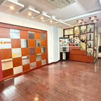 Phân Lô Vip Cầu Giấy - Ô Tô Tránh - Cực Gần Phố - Thông Tứ Tung - Nhà Dân Xây Kiên Cố - Kd Đỉnh