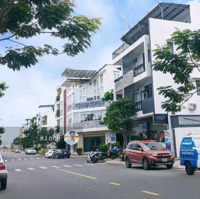 Bán Lô Góc 176.2M2 Nằm Ngay Đường 13 Đối Diện Trung Tâm Thương Mại Và Thích Quảng Đức Giá 75 Triệu/M2