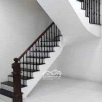 Cho Thuê Nhà Tại Tại Flc Sài Đồng Long Biên - 5 Phòng Ngủ- Oto Tránh Vỉa Hè - Ở Làm Vp Cty Kd Online
