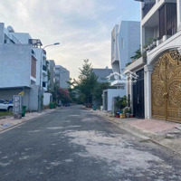Bán Lô Đất Ngay Phú Hữu Giá Cực Sốc Chỉ 3,88 Tỷ Điện Âm, Đường Rộng Đẹp
