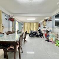 Nhỉnh 5 tỷ - nhà 3 tầng - 65m2 - 4.5x14.5 - Hẻm 1/ xe tải kinh doanh - đường Lê Văn Quới - Bình Tân