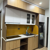 Cho Thuê Căn Hộ 2 Phòng Ngủfull Nội Thất View Bể Bơi Chỉ Việc Xách Vali Vào Ở