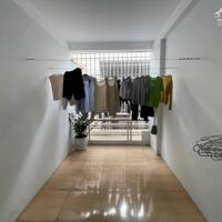 6 tỷ nhà 35m2 phố Thanh Bình, Mộ Lao, Hà Đông sổ vuông chính chủ nhà đẹp ô tô đỗ cổng