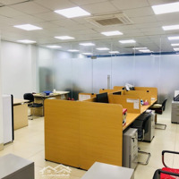 Cho Thuê Tòa Nhà Khu Sân Bay, P.4. Dt: 7,5X20M. Hầm Nổi 4 Lầu. Thang Máy, Giá Bán 55 Triệu