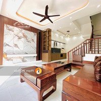Căn 3 Tầng Trung Tâm Thị Trấn An Dương Ngõ Oto Đỗ Cửa Chỉ Có Giá 1,7X Tỉ( Rẻ Nhất Thị Trấn)