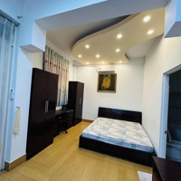 Nhà Đẹp , Sổ Hồng Chính Chủ Tại Nhà , Hoàn Công Đủ , Vị Trí Vip , Tặng Toàn Bộ Nội Thất Xịn Sò