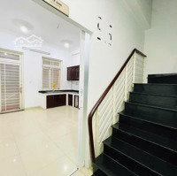 Bán Nhà Mặt Tiền Đường Nguyễn Cửu Đàm, 13,2 Tỷ, 76,5M2, Đúc 3.5 Tấm 4 Phòng Ngủ 4 Vệ Sinh Pháp Lý Đầy Đủ