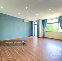 Văn Phòng 35M2 Kdt Vạn Phúc. Có Máy Lạnh, Thang Máy, Lối Đi Riêng, Hầm Xe, Vị Trí Đẹp. Giá 6 Triệu