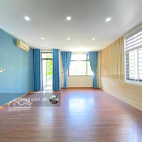 Văn Phòng 35M2 Kdt Vạn Phúc. Có Máy Lạnh, Thang Máy, Lối Đi Riêng, Hầm Xe, Vị Trí Đẹp. Giá 6 Triệu