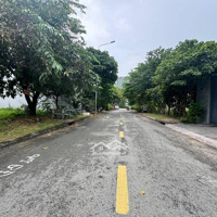 Hàng Đầu Tư! Bán Gấp Khuôn Đất, Dt: 8X20M - Dự Án Thế Kỷ 21, Quận 2, Chỉ 130 Triệu/M2