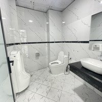 Cho Thuê Nhà Riêng Tại Hoàng Quốc Việt, 18 Triệu, 130M2, Có Hầm Để Xe, Ngõ Ô Tô Tránh, Giá Tốt!