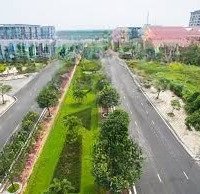 Chủ Đi Nước Ngoài Gửi Bán Gấp Lô Đất 230M2 Giá Bán 5 Tỷ, Đường Trường Chinh, Đối Diện Trường Cao Đẳng