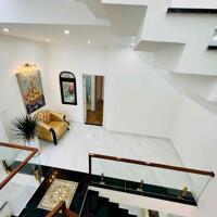 Cần bán siêu biệt thự mini 3 tầng MT Lê Văn Sĩ, giá chỉ nhỉnh 5 tỷ.