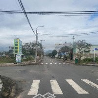 Bán Lô Đất Kẹp Cống Tặng Nhà Cấp 4 Xây Kiên Cố.diện Tích100M Sát Căn Góc Shophouse Mê Linh