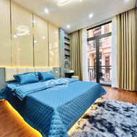 Nhà Cù Chính Lan, Ngã Tư Sở - 39M2, 4T,Mặt Tiền3.6M, 10.8 Tỷ, Phân Lô Ô Tô Đỗ Vào Nhà