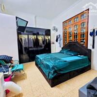 Biệt thự sân vườn, ô tô đỗ cửa 83m2x 4 tầng,Giải Phóng – Hoàng Mai. Giá chào 17.6 tỷ
