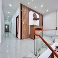 BÁN NHÀ LẦU ĐƯỜNG D14 KDC HỒNG LOAN - HƯNG THẠNH - CÁI RĂNG - TPCT