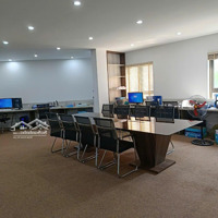 Cho Thuê Biệt Thự Lô Góc Ngõ 214 Nguyễn Xiển - Tân Triều 165M2 Lô Góc. Thông Sàn. Giá 75 Triệu/Th