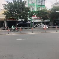 Bán Nhà Mặt Tiền Bờ Bao Tân Thắng, Trục Chính, Diện Tích 5,5Mx28M, Cấp 4, Vị Trí Đối Diện Aeon Mall