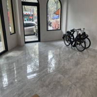 Chính Chủ Cần Cho Thuê Nhà 3 Tầng Tại 54 Phố Quán Thánh, Căn Góc Vị Trí Đắc Địa. Liên Hệ: 0915551111