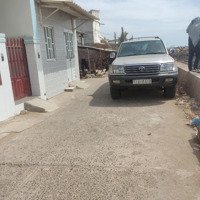 Nhà Cách Mặt Biển 40M Thích Hợp Nghỉ Dưỡng