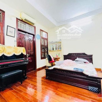 Bán Gấp Nhà Mặt Phố Lạc Long Quân, Tây Hồ, Hà Nội,Diện Tích70M2, 3 Tầng, 25 Tỷ