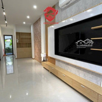 Bán Nhà 2 Tầng Kẹp Cốngdiện Tích120M2 Sát 10 Tòa Chung Cư Giá Bán 4 Tỷ 700