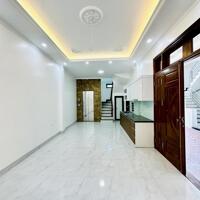 Bán Nhà Phân Lô 6 Tầng Thang Máy – An Dương Vương, Tây Hồ – 39.2m² – 8.29Tỷ