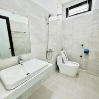 Bán Nhà Phân Lô 6 Tầng Thang Máy – An Dương Vương, Tây Hồ – 39.2m² – 8.29Tỷ
