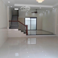 Cần Cho Thuê Nhà 111F Hoa Lan P. 2 Q. Phú Nhuận Ngay Phố Ẩm Thực Phan Xích Long
