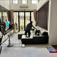 Biệt Thự Đẹp 7X17M Ngay Mặt Tiền Hoàng Hoa Thám, Đoạn Đẹp Ngay Phan Đăng Lưu, Hẻm Xe Hơi Thông