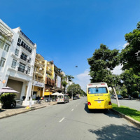 Cho Thuê Nhà Phố Mặt Tiền Đường Hà Huy Tập - Khu Kinh Doanh Phú Mỹ Hưng