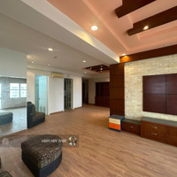 Chính Chủ Gửi Em Bán Căn Hộ Chung Cư 150M2/ 4 Phòng Ngủđủ Đồ Tòa G Ciputra Hà Nội