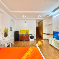 Căn Hộ 40M2 Ban Công Ngay Highland Trường Sa, Gần Coopmart Nhiêu Lộc, Chung Cư Trần Quang Diệu