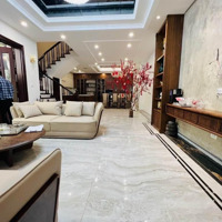 Bán Nhà Đào Tấn 110M2 4 Tầngmặt Tiền6M 21 Tỷ - Nội Thất Sang Trọng - Hiếm - Lô Góc 3 Thoáng