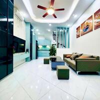 Bán nhà Nguyễn Văn Trỗi - Hà Kế Tấn , DT:48m2 , Giá hơn 6 tỷ, oto đỗ cổng