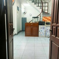 Cho Thuê Nhà Nguyên Căn 3 Tầng 2 Phòng Ngủ Full Đồ Tại Ngõ Nam Dư, Q. Hoàng Mai (Miễn Môi Giới)