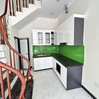 Bán nhà 5 tầng cạnh UBND huyện Hoài Đức. Căn góc, ngõ thoáng, Ôtô qua nhà. Lh 0912 65 1992