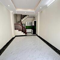 Bán nhà 5 tầng cạnh UBND huyện Hoài Đức. Căn góc, ngõ thoáng, Ôtô qua nhà. Lh 0912 65 1992