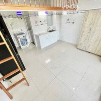 Căn Hộ Duplex Ban Công Full Nội Thất Gần Ngã Tư Hàng Xanh