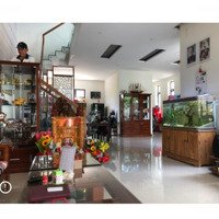 Sập Hầm Nhà 3 Tầng Lô Góc 2Mt Ngang Đến 8.4M