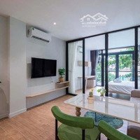 Sắp Trống Căn Hộ 1 Phòng Ngủfull Kính | Có Chỗ Đậu Oto Miễn Phí | Thảo Điền. Gần Cầu Sài Gòn