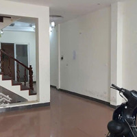 Bán Nhà Phân Lô 70M² X 5 Tầng, Ngã Tư Minh Khai - 87 Mai Động, 9 Phòng, Giá Tốt