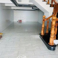 Cần Cho Thuê Nhà Mặt Tiền Phạm Hùng-Dt 5X22M, Hầm 1 Trệt, 2 Lầu, 5 Phòng Ngủ 5 Vệ Sinh- Có Hầm - 25 Triệu/Tháng