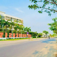 Chính Chủ Bán 157M Ngang 7M Ngay Sát Đại Học Fpt Hướng Đông, Rẻ Nhất Thị Trường.