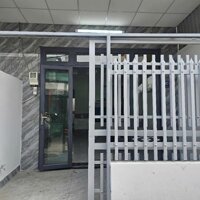 Nhà đẹp cực to 4mx16m ngay bến xe buýt hiệp thành