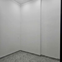 Nhà đẹp cực to 4mx16m ngay bến xe buýt hiệp thành