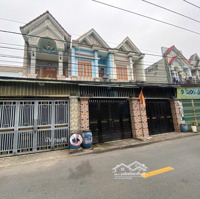 Nhà Mặt Tiền Kinh Doanh. 4.2Ty. Nội Thất Cáo Cấp, Gán Bigc Go Dĩ An